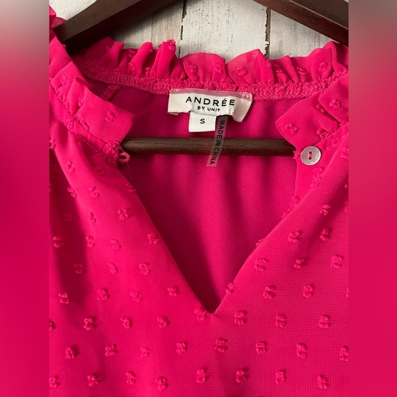 Andree by Unit Women's Pink Sleeveless Top Size Small - Picture 3 of 5